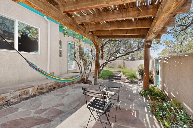 1010 Princeton Drive SE, Albuquerque, NM 87106