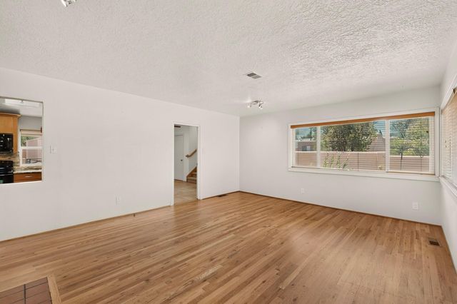 1010 Princeton Drive SE, Albuquerque, NM 87106
