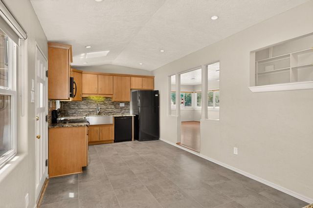 1010 Princeton Drive SE, Albuquerque, NM 87106