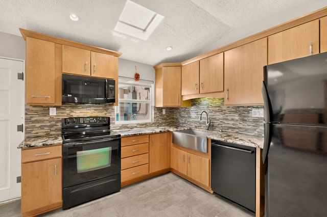 1010 Princeton Drive SE, Albuquerque, NM 87106