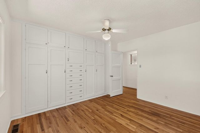 1010 Princeton Drive SE, Albuquerque, NM 87106