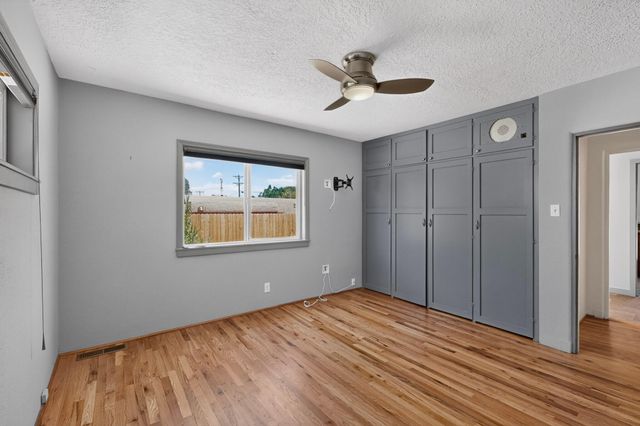 1010 Princeton Drive SE, Albuquerque, NM 87106