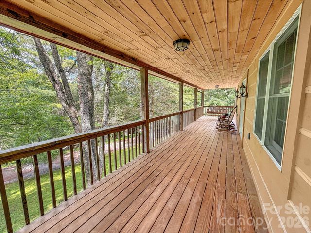 219 Red Maple Lane, Boone, NC 28607