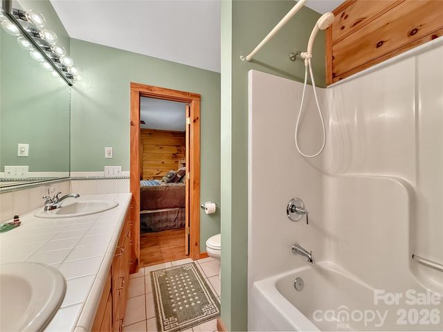 219 Red Maple Lane, Boone, NC 28607
