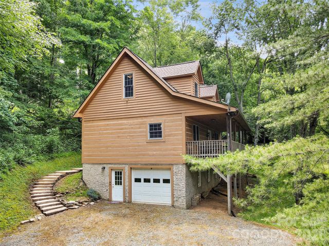 219 Red Maple Lane, Boone, NC 28607