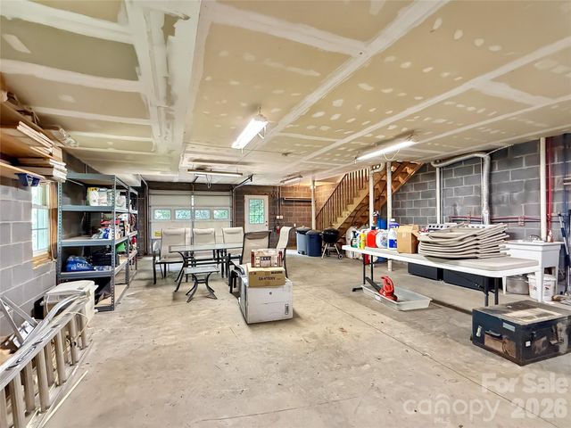 219 Red Maple Lane, Boone, NC 28607