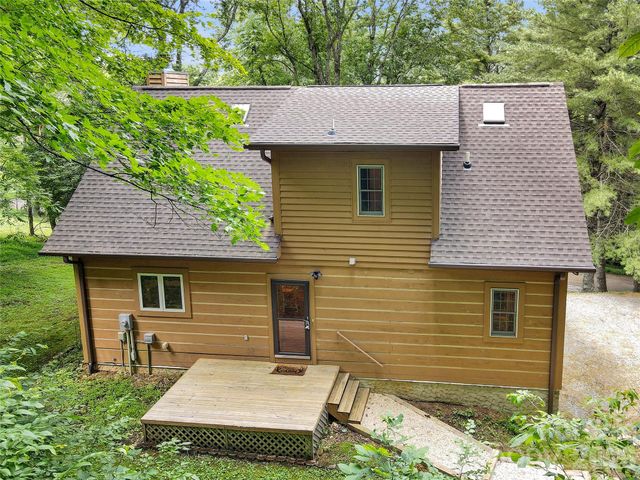 219 Red Maple Lane, Boone, NC 28607