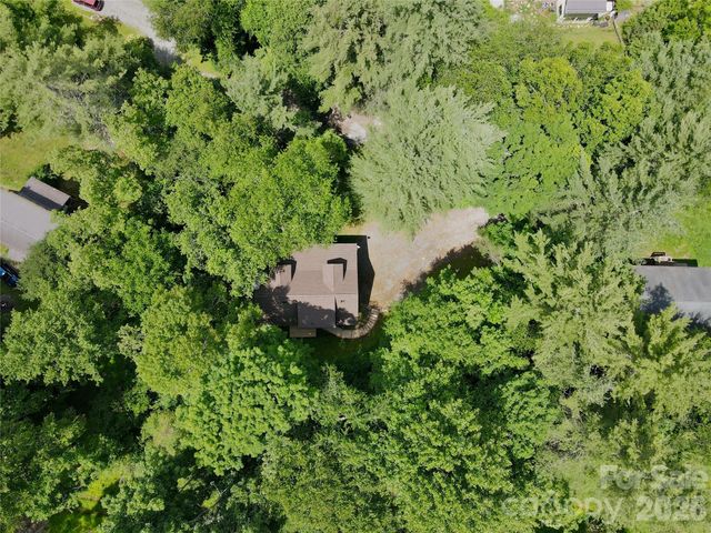 219 Red Maple Lane, Boone, NC 28607