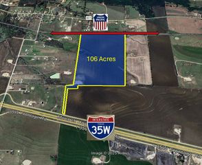 10536 S I-35W Highway, Grandview, TX 76050
