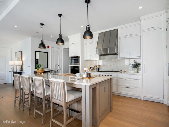 451 E Grand Avenue 4602, Chicago, IL 60611