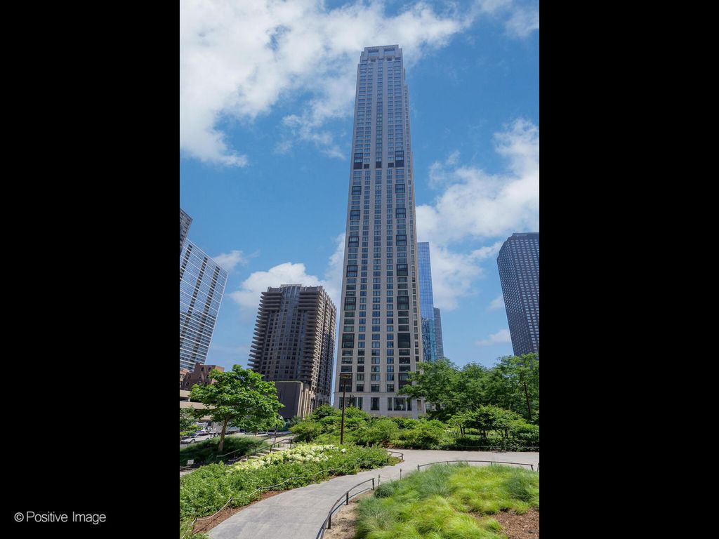 451 E Grand Avenue 4602, Chicago, IL 60611