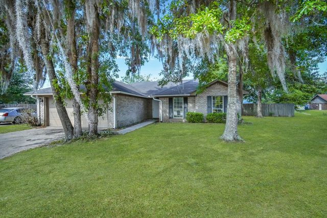 1501 Woodcrest Circle, Hinesville, GA 31313