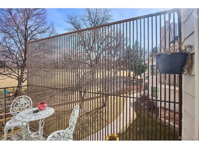 13884 E Lehigh Ave F, Aurora, CO 80014