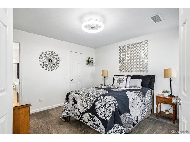 13884 E Lehigh Ave F, Aurora, CO 80014