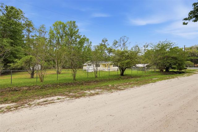 16913 NE 77TH LANE, Hawthorne, FL 32640