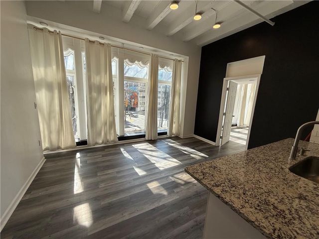 32 Peachtree Street APT 207, Atlanta, GA 30303