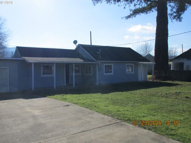 180 E SECOND Ave, Sutherlin, OR 97479