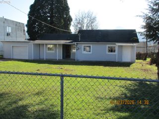 180 E SECOND Ave, Sutherlin, OR 97479
