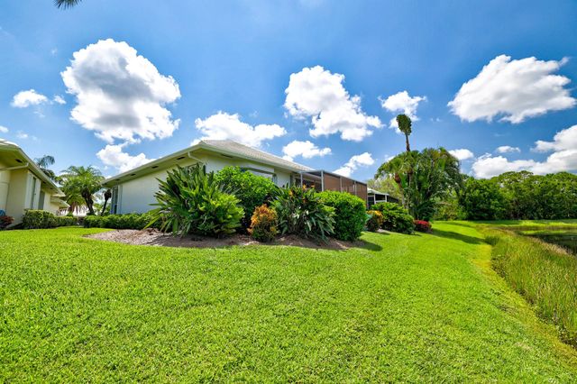 450 SW Fairway Landing, Port St Lucie, FL 34986