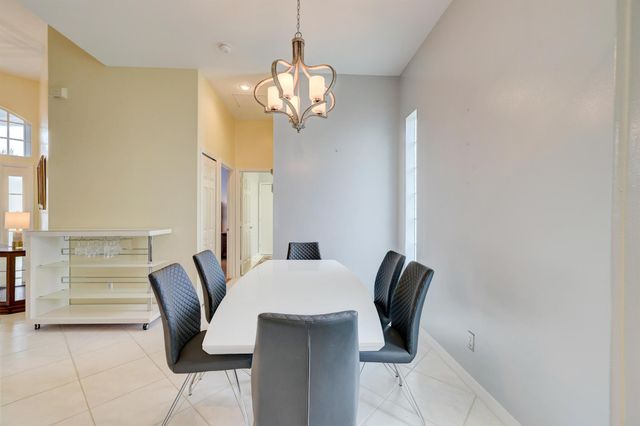 450 SW Fairway Landing, Port St Lucie, FL 34986