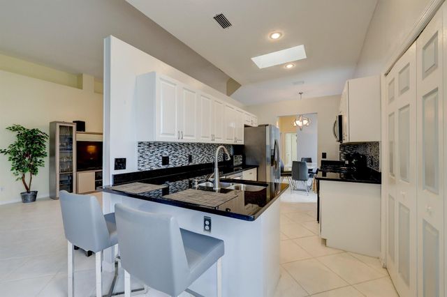 450 SW Fairway Landing, Port St Lucie, FL 34986