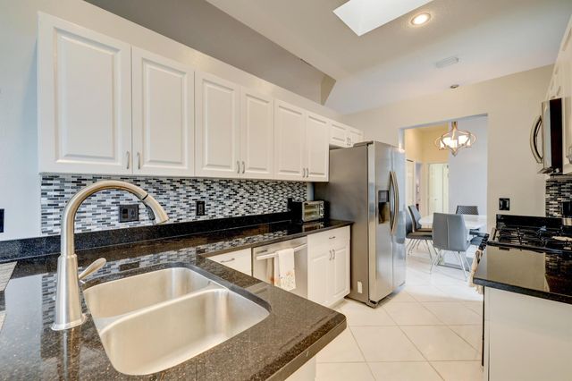 450 SW Fairway Landing, Port St Lucie, FL 34986