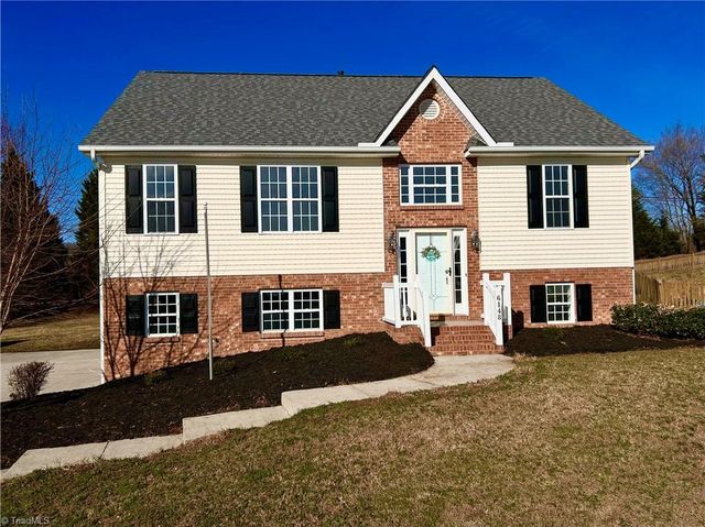 6148 Tory Court, High Point, NC 27265