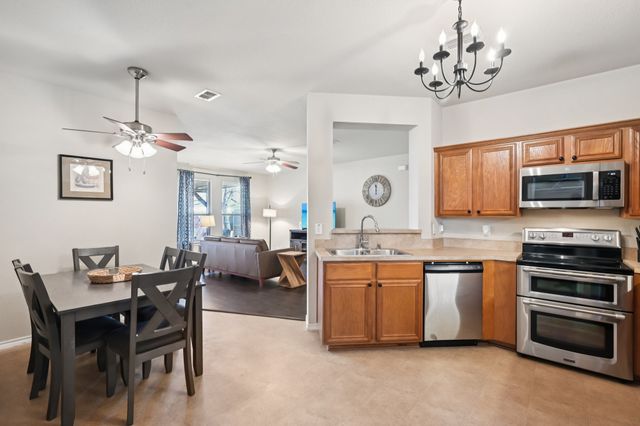 238 Old Spanish Trail, Waxahachie, TX 75167