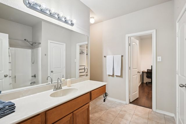 238 Old Spanish Trail, Waxahachie, TX 75167