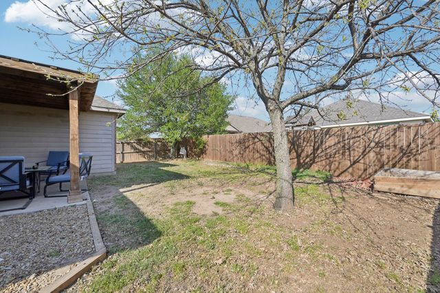 238 Old Spanish Trail, Waxahachie, TX 75167