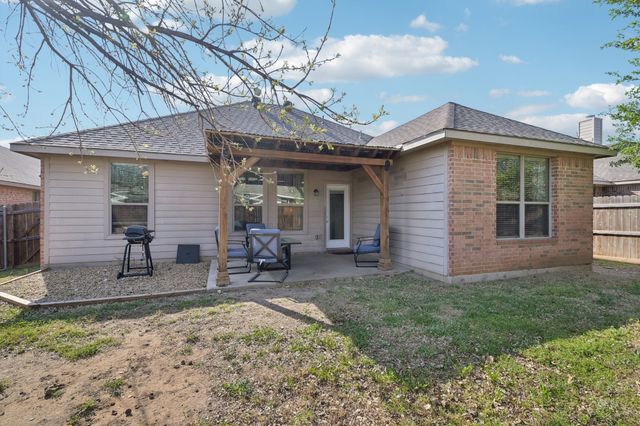 238 Old Spanish Trail, Waxahachie, TX 75167