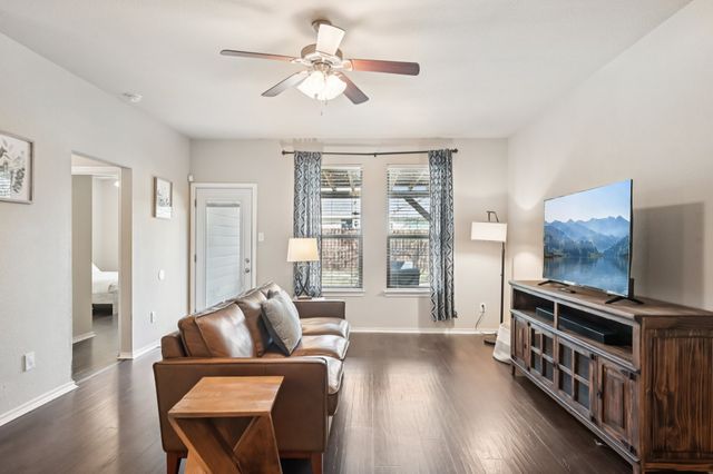 238 Old Spanish Trail, Waxahachie, TX 75167