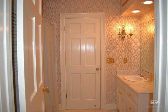 422 W Wiggins Street, Monroeville, AL 36460