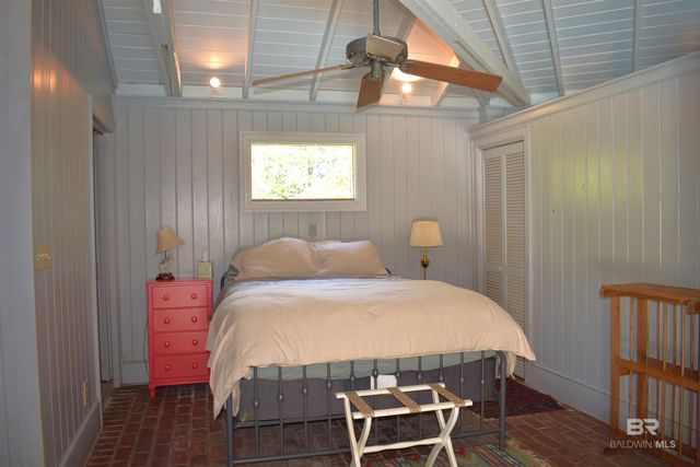 422 W Wiggins Street, Monroeville, AL 36460