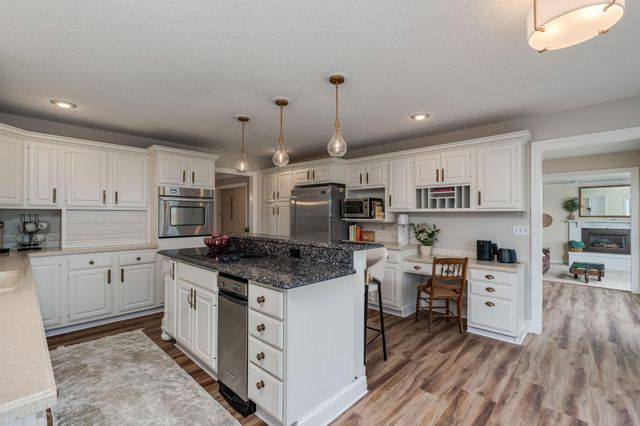 75 Telemark Drive, Mankato, MN 56001