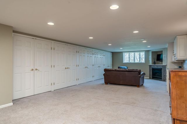75 Telemark Drive, Mankato, MN 56001