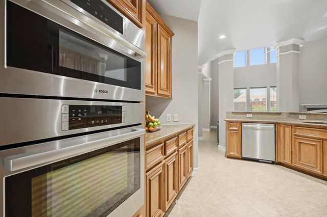 2904 Grand Shore Court, League City, TX 77573