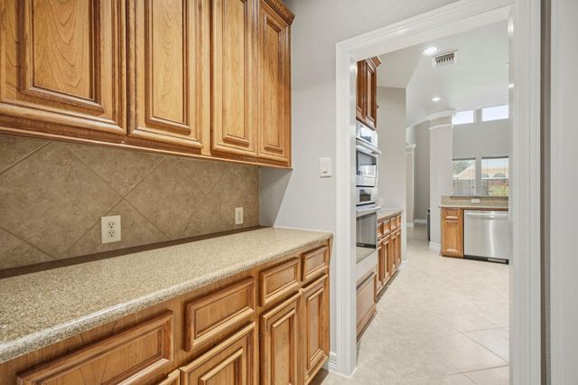 2904 Grand Shore Court, League City, TX 77573