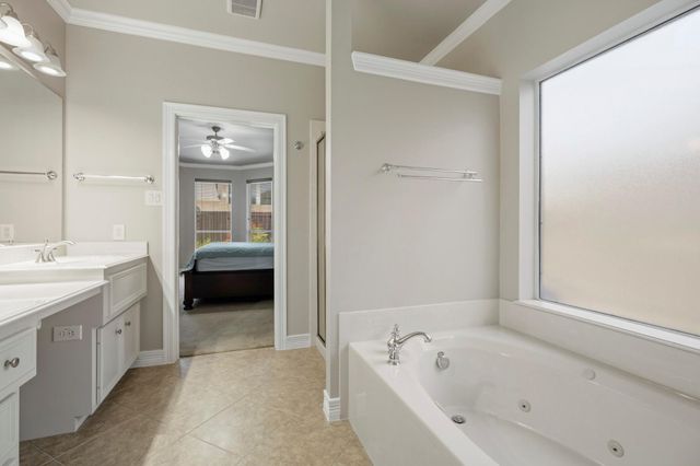 2904 Grand Shore Court, League City, TX 77573