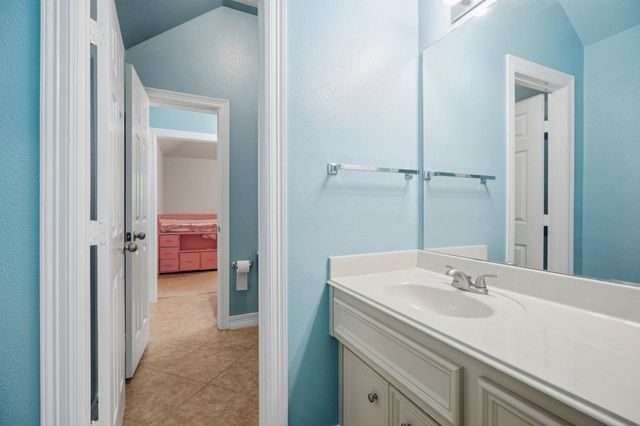 2904 Grand Shore Court, League City, TX 77573