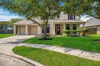 2904 Grand Shore Court, League City, TX 77573