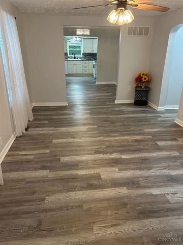 8115 Martz Paulin Road, Franklin Twp, OH 45005