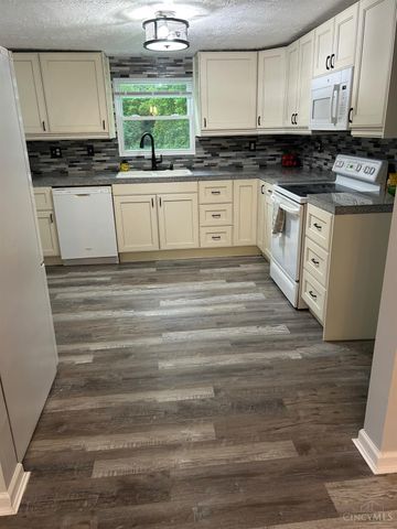 8115 Martz Paulin Road, Franklin Twp, OH 45005