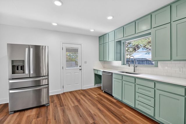 1006 Holt Street, College Station, TX 77840