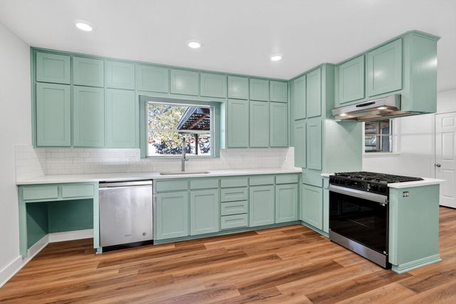 1006 Holt Street, College Station, TX 77840