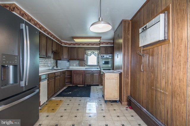 2948 CEDAR ST, Philadelphia, PA 19134