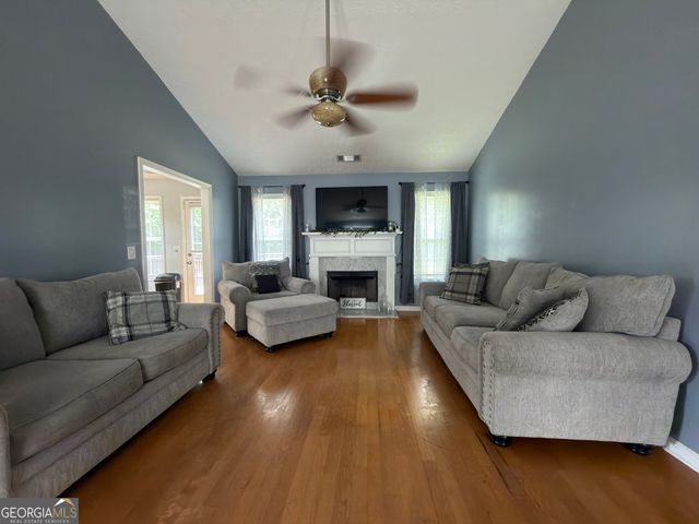 90 Highgrove Drive, Covington, GA 30016