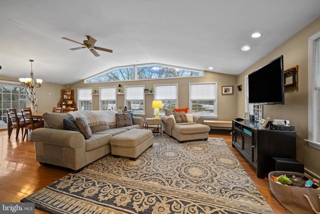 1501 KEYSTONE DR, Hatfield, PA 19440