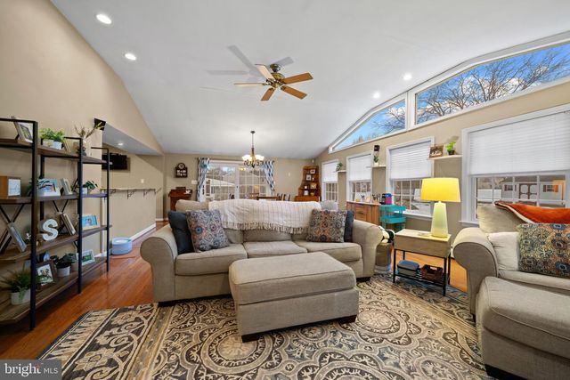 1501 KEYSTONE DR, Hatfield, PA 19440