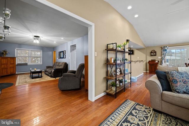 1501 KEYSTONE DR, Hatfield, PA 19440